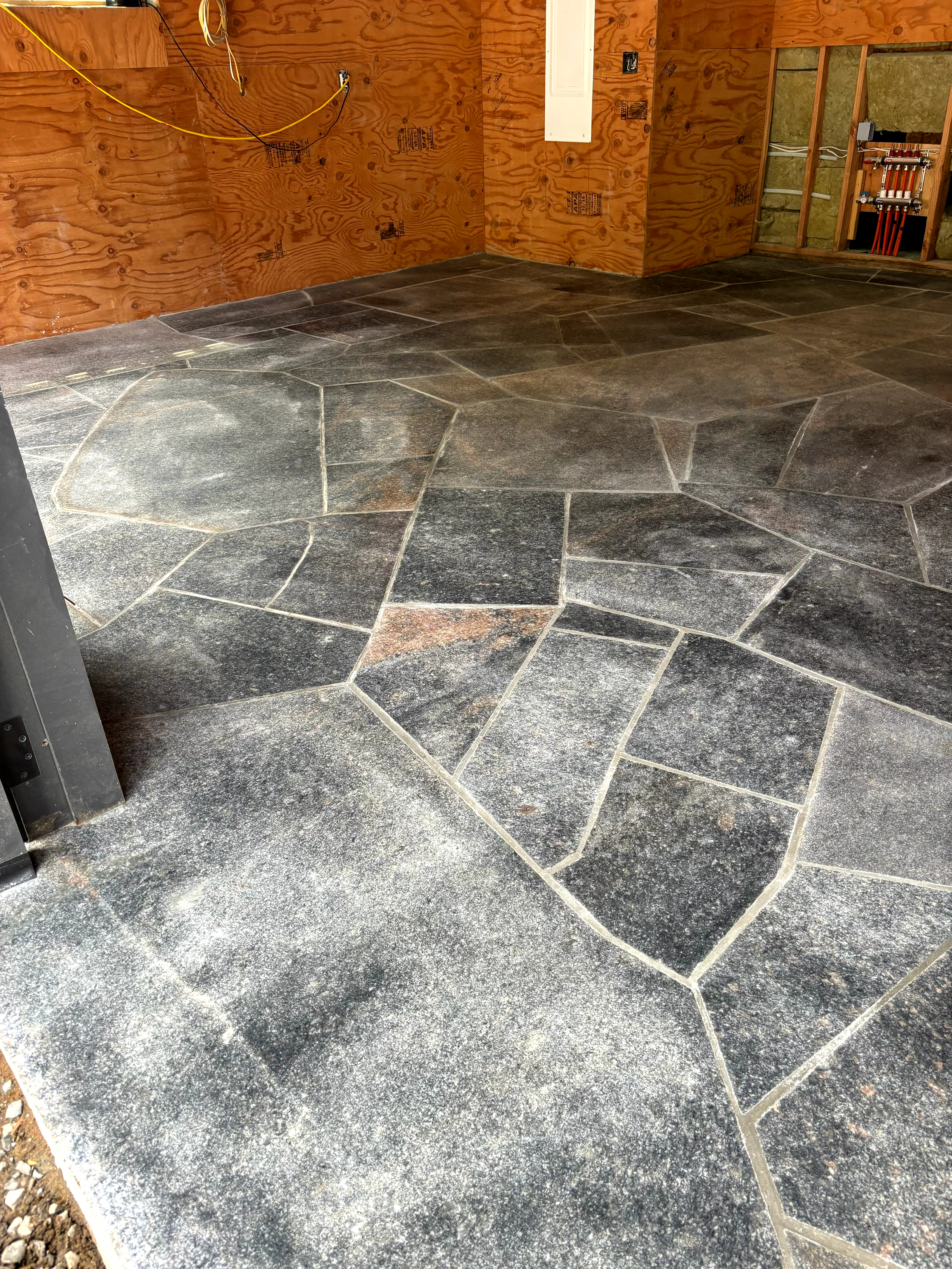 Flagstone floor installation
